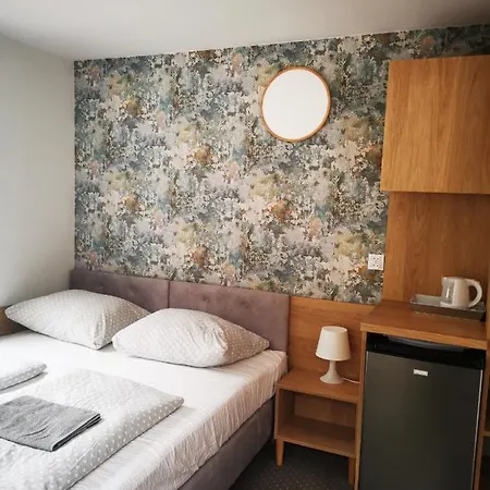 4 Pory Roku Apartamenty Domki Pokoje Nadole  Exterior photo