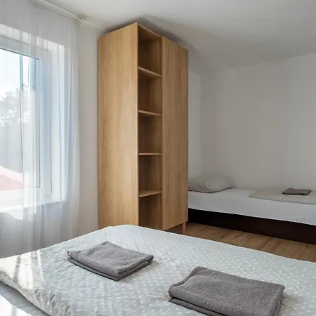 4 Pory Roku Apartamenty Domki Pokoje Nadole  Exterior photo