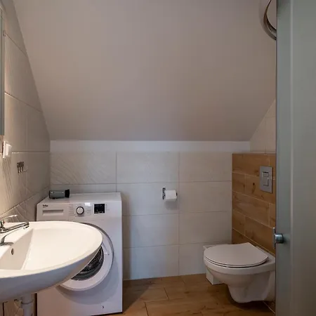 4 Pory Roku Apartamenty Domki Pokoje Nadole  Exterior photo