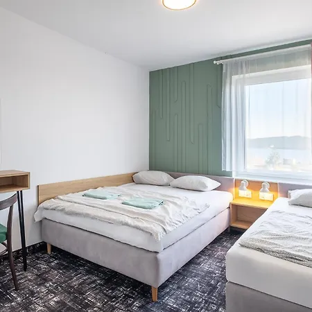 4 Pory Roku Apartamenty Domki Pokoje Nadole  Exterior photo