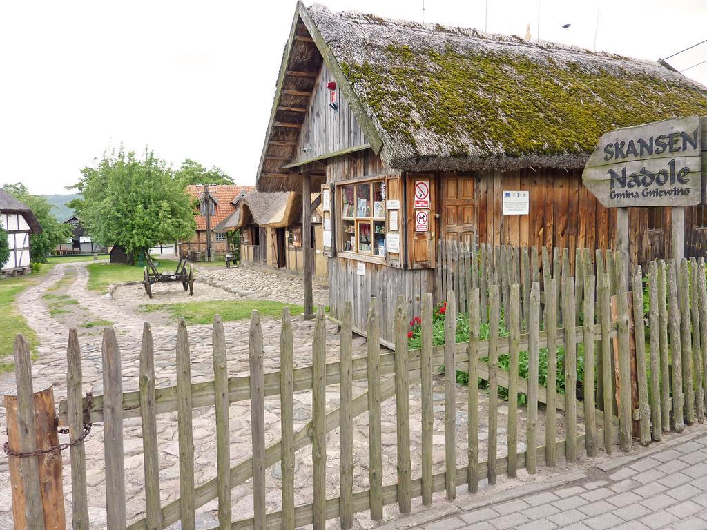 Homestay 4 Pory Roku Nadole (Pomerania)
